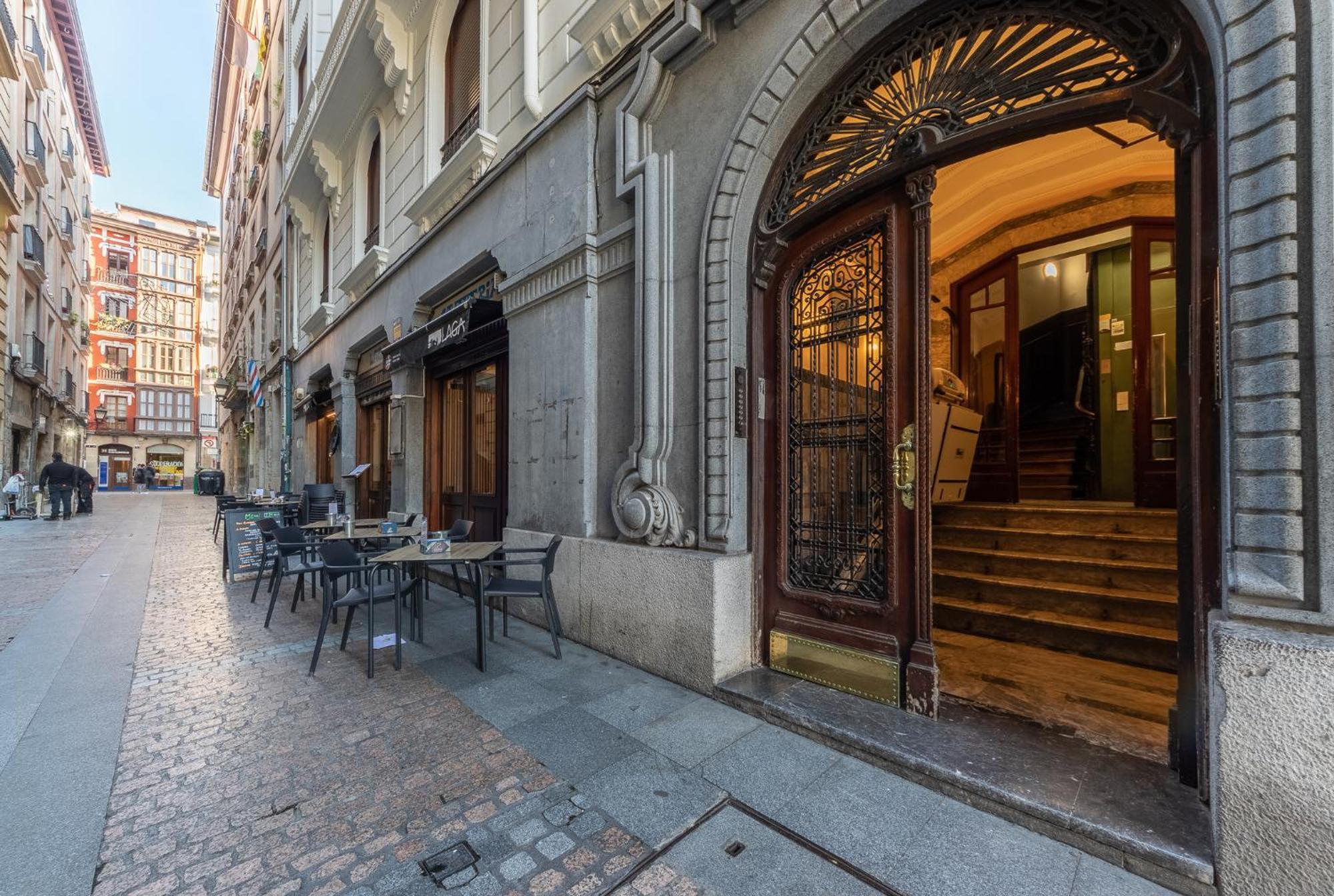 Apartamento En El Mismo Corazon Del Casco Viejo Більбао Екстер'єр фото